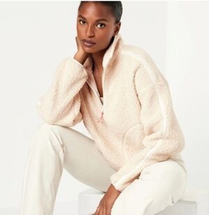 Old Navy Crop Sherpa Quarter Zip in the color Wish Bone